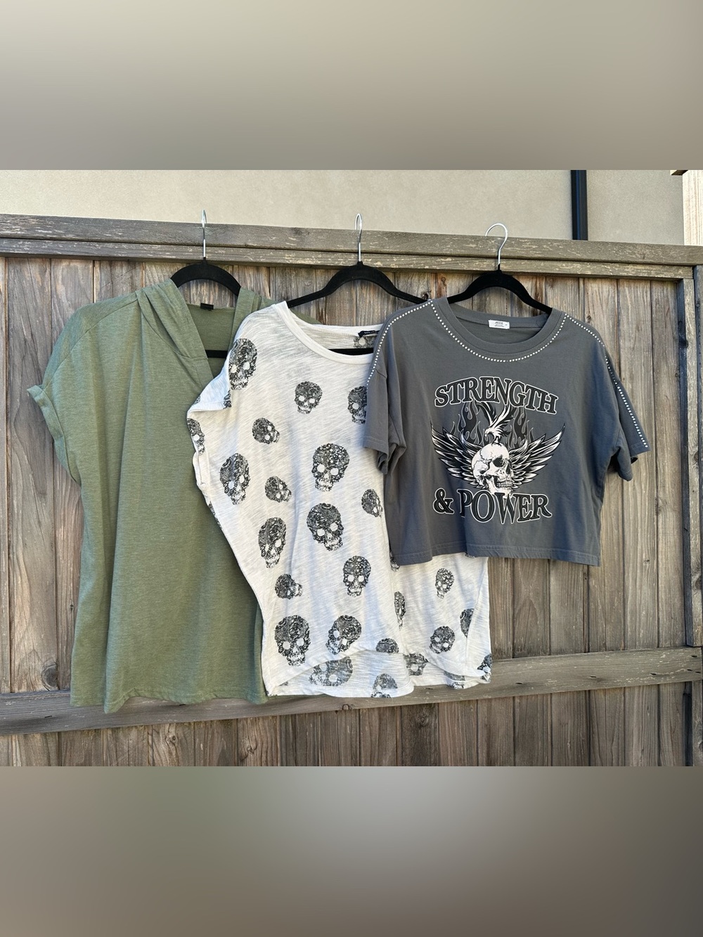 Mixed tops mixed sizes